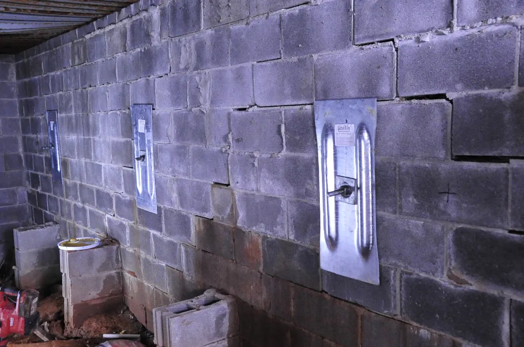 Geo Lock Wall Anchor System